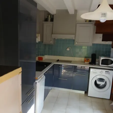 Saint-raphaël Mitoyenne 10 Min De La Saint-Raphaël